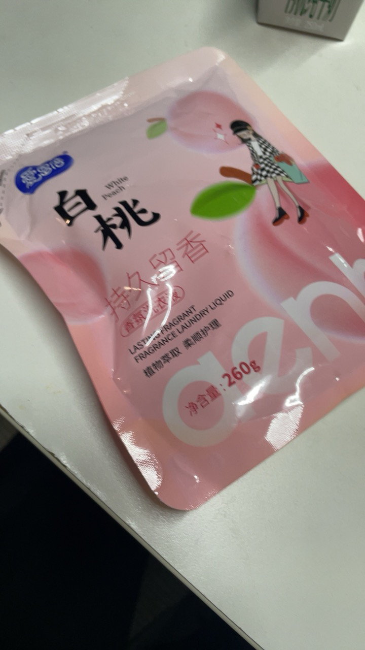 苏宁宜品x爱恩倍小芒女孩白桃香氛洗衣液便携袋装260g*1袋晒单图