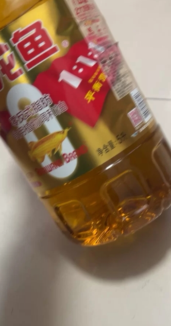 金龙鱼 黄金比例食用植物调和油 5L(非转)桶装食用油 炒菜烹饪煎炸家用油晒单图