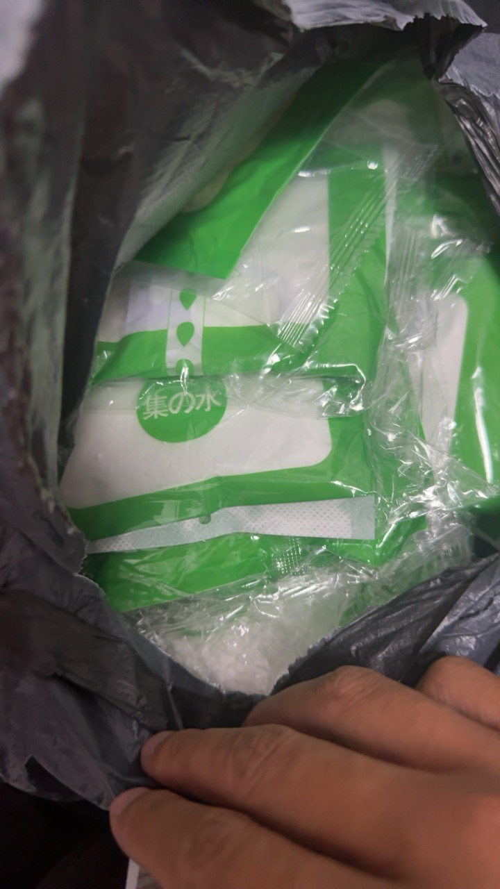 日和花除湿袋100g*10袋 可挂式吸潮防潮袋吸水袋吸湿袋干燥剂宿舍学生室内衣柜挂袋晒单图