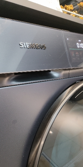 西门子iQ700 10公斤大容量变频滚筒全自动家用洗衣机 超氧空气洗 智能投放 智能除渍 晶御智能 WG54C8C10W晒单图