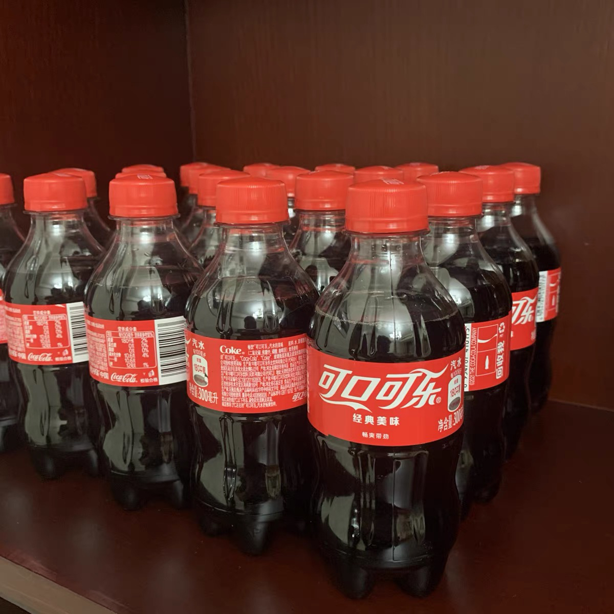 可口可乐300ml*6瓶碳酸饮料夏日清凉快乐水汽水饮料晒单图