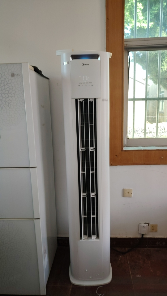 美的(Midea)空调3匹p酷省电新一级智能全直流变频冷暖立式柜机节能省电客厅家用圆柱KFR-72LW/N8KS1-1P晒单图