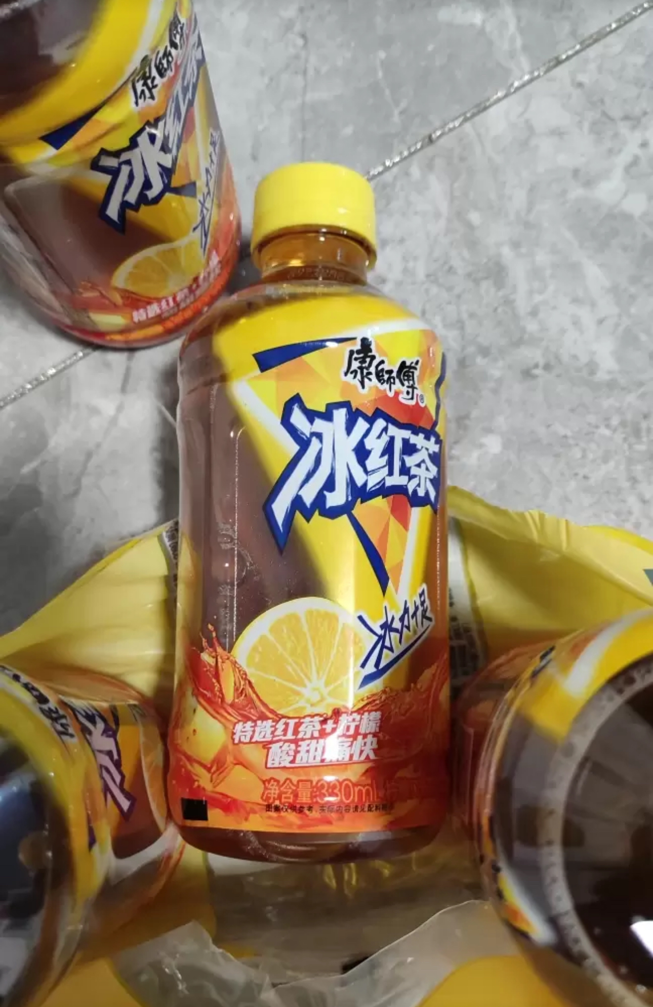 康师傅冰红茶330ml*6瓶 劲爽冰红茶 夏日饮料小瓶便携 苏宁宜品推荐晒单图