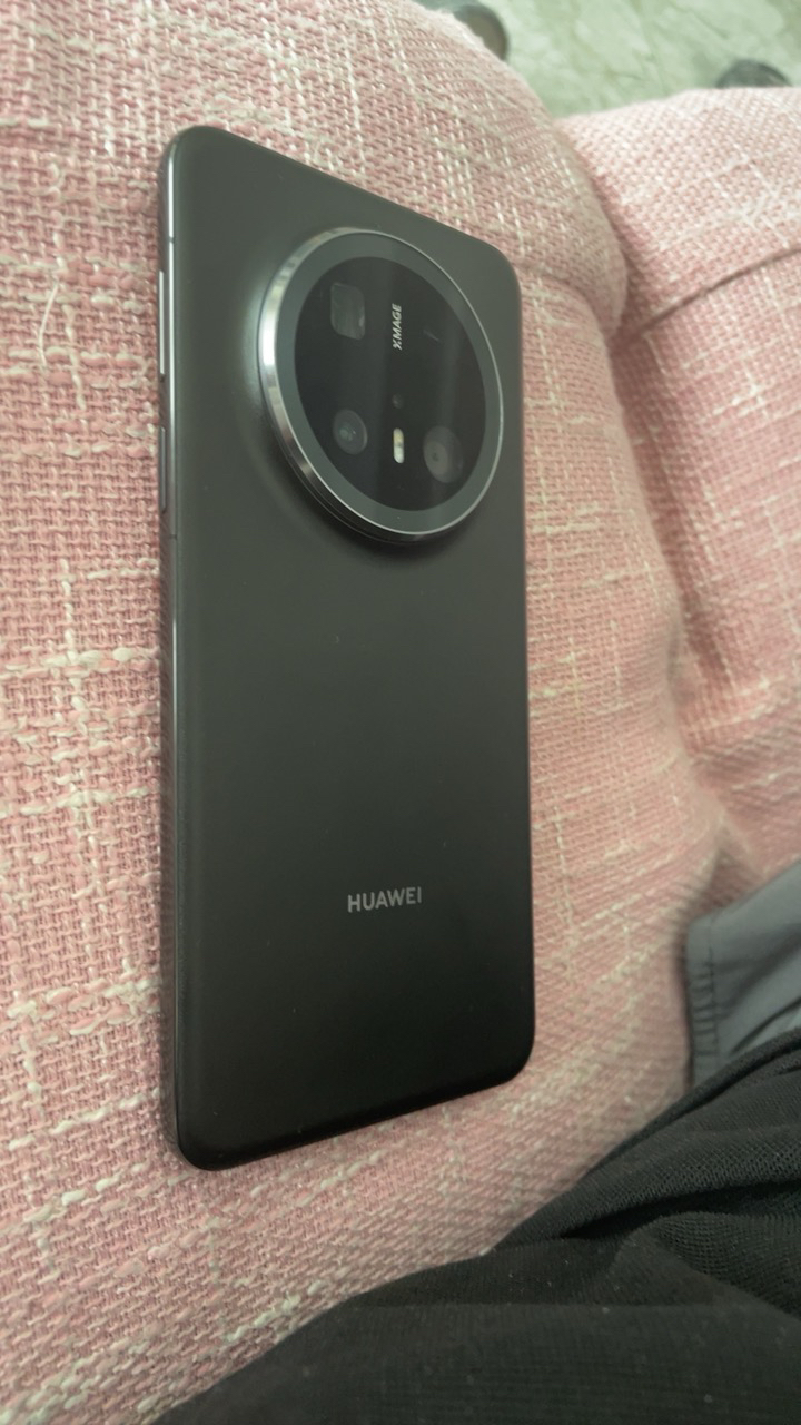 [手机]华为 Mate 70 Pro 优享版 12GB+512GB 曜石黑 全网通版晒单图