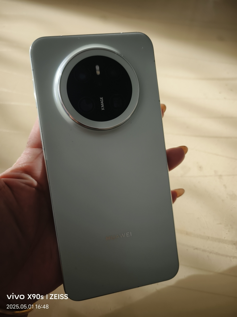 [全新]华为Mate70 云杉绿 12GB+512GB 66W快充 超清影像 鸿蒙OS 120Hz二代昆仑玻璃屏 支持卫星消息 防尘防水全网通手机晒单图