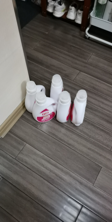 [共9斤]立白全效馨香洗衣液1.5kg*3瓶洁净柔顺护型护衣持久留香晒单图