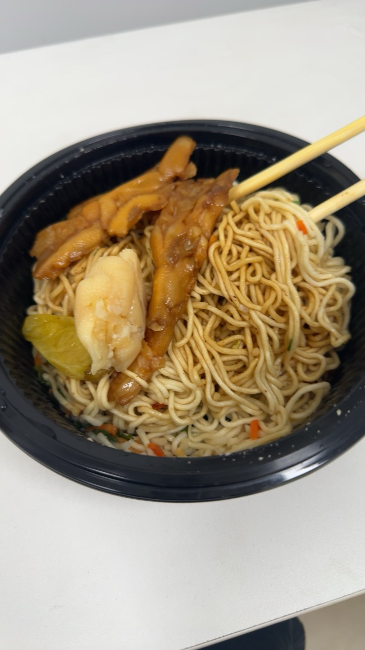 来伊份 嗨吃无骨脱骨鸭掌包去骨熟食零食来一份零食小吃下酒菜 脱骨鸭掌118g*2袋晒单图