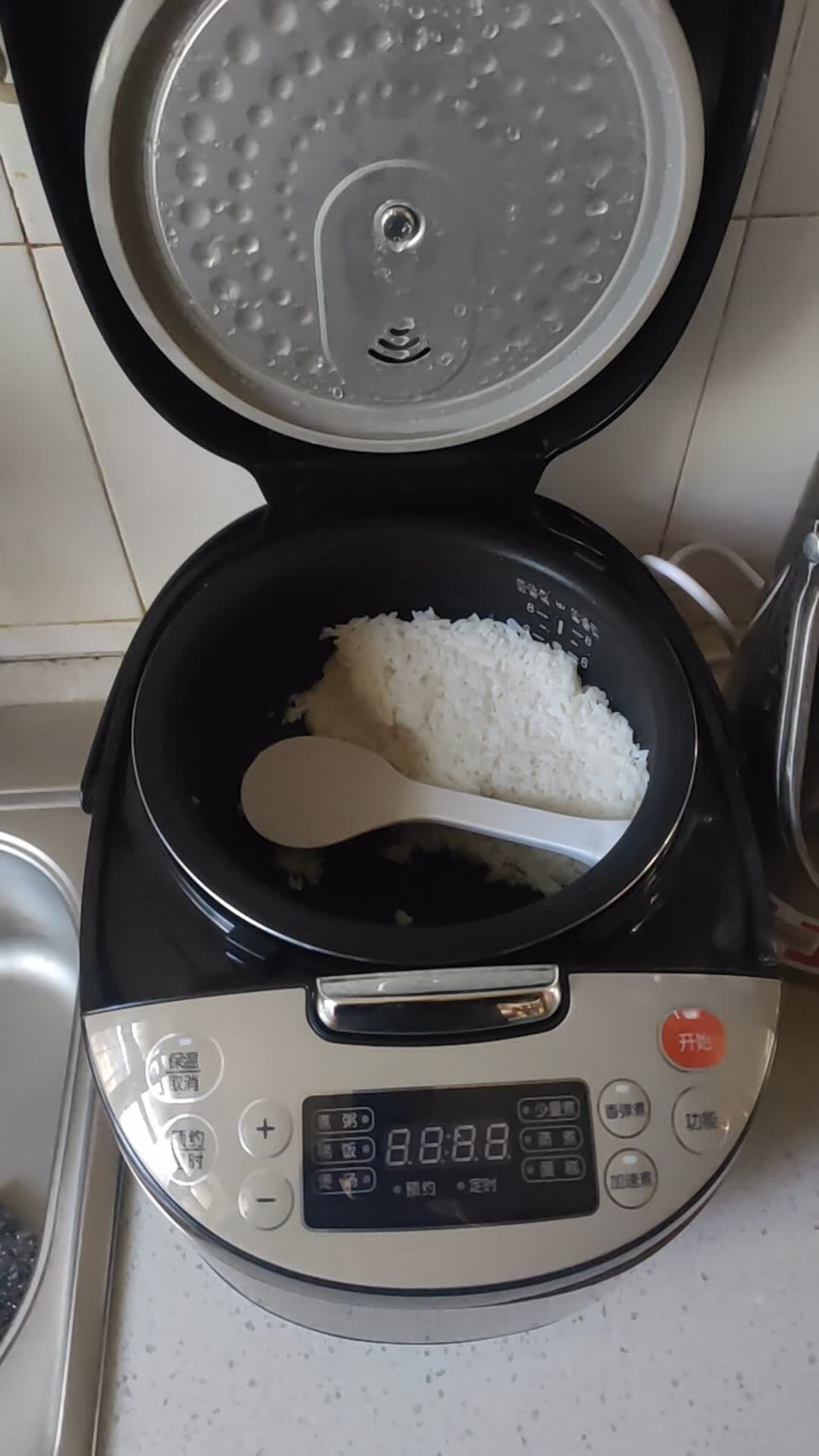 苏泊尔(SUPOR)智能电饭煲电饭锅4L容量球釜内胆多功能智能预约不粘内胆蒸煮米饭 CFXB40FC59-75晒单图