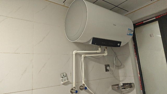 海尔(Haier)热水器电热水器储水式家用预约洗澡一级能效智慧节能省电速热安全内胆免清洗新品MA9[JH7同配]晒单图
