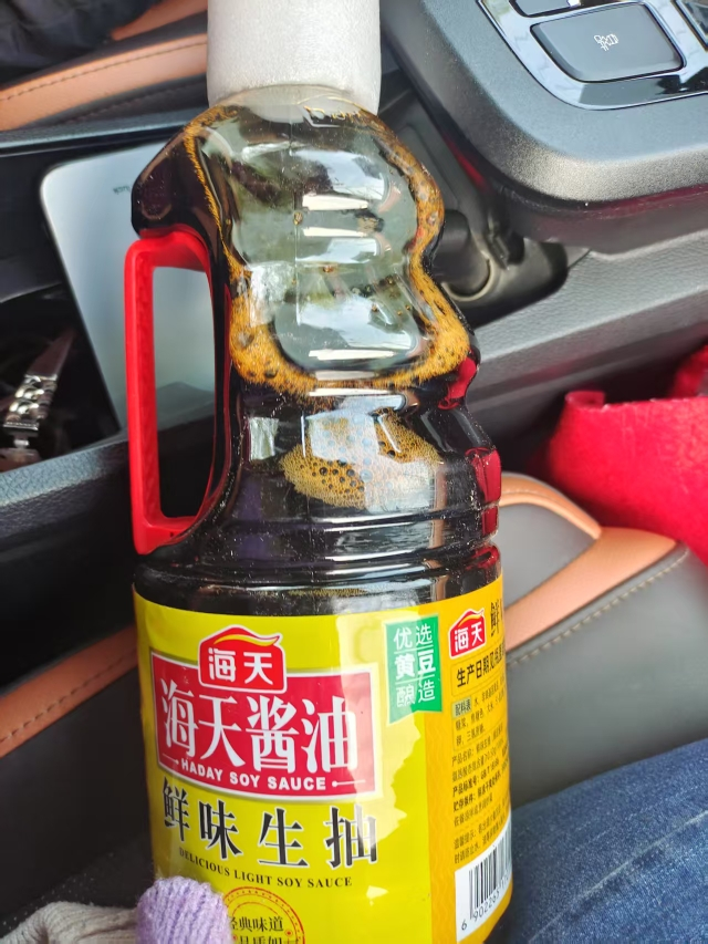 海天 酱油鲜味生抽1.9L 大桶装家用炒菜凉拌菜酿造美味鲜酱油晒单图