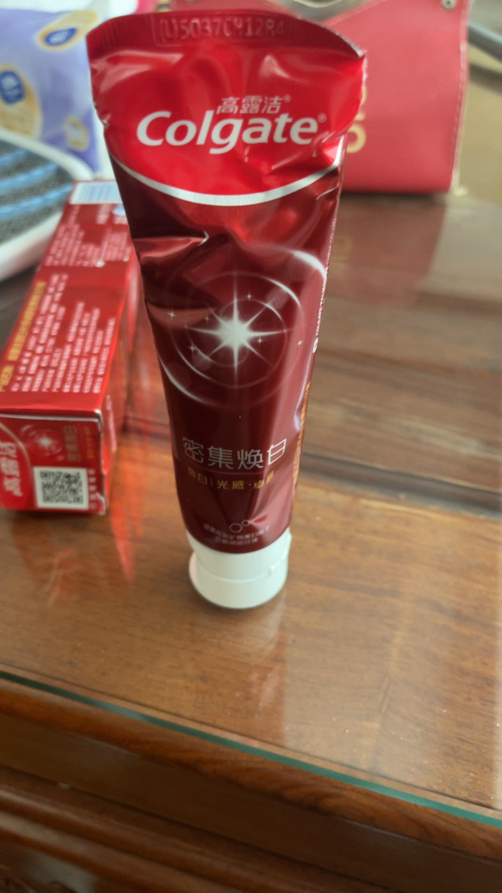 高露洁密集焕白牙膏瓦解牙渍去黄亮白薄荷香型清新口气家庭装120g晒单图