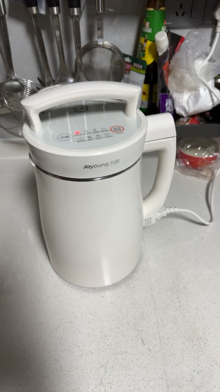 九阳(Joyoung)豆浆机1.3L大容量全自动家用米糊料理机榨汁机破壁机DJ13B-D08EC晒单图