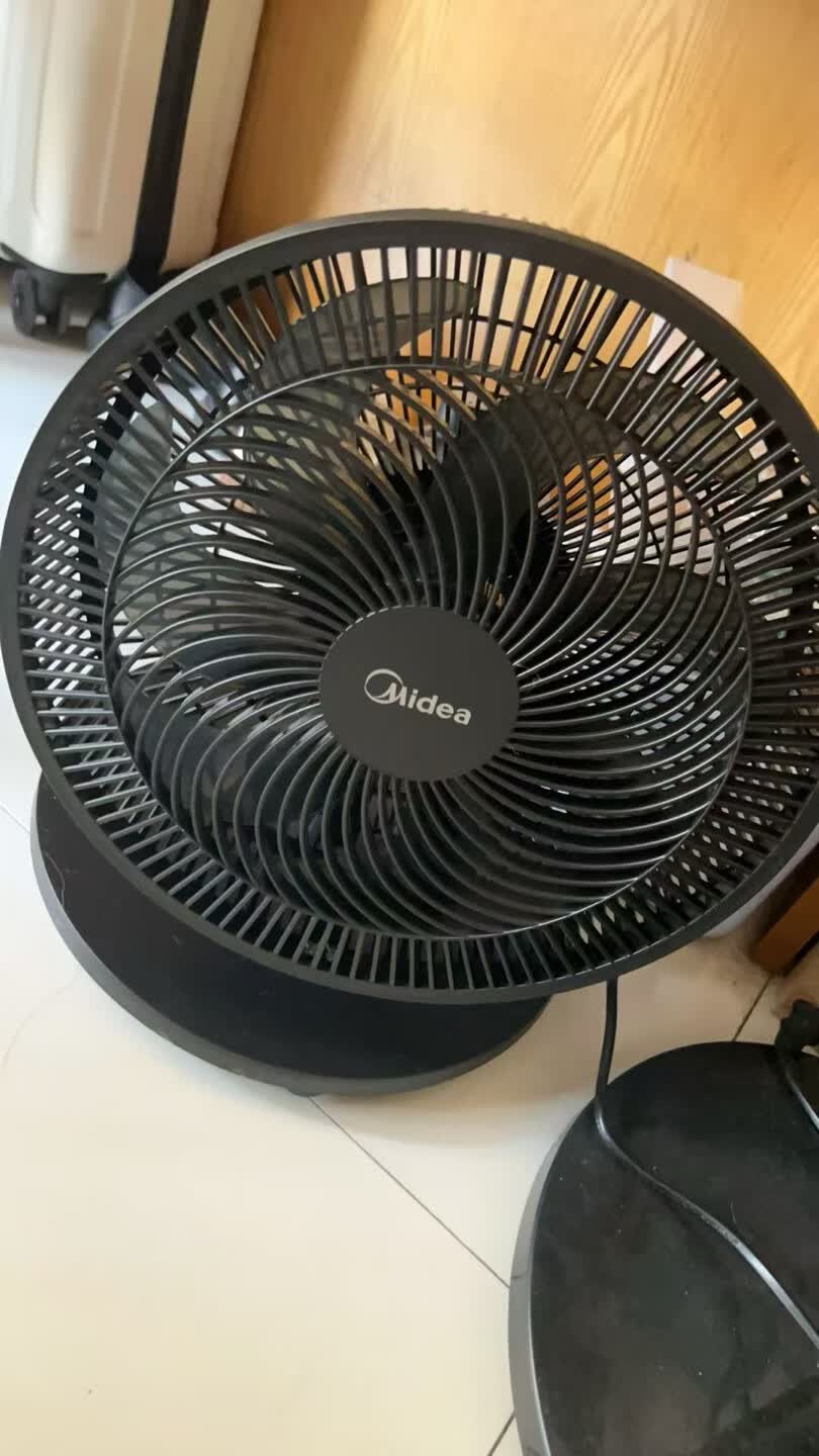 美的(Midea)电风扇落地扇家用大风力立式强力节能广角摇头电扇台式轻音低噪七叶电扇宿舍SAF30AB晒单图