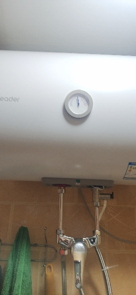 [租房神器]Leader 40升电热水器 海尔智家LES40H-LC(1) 1500W速热 致密保温层 二级能效晒单图