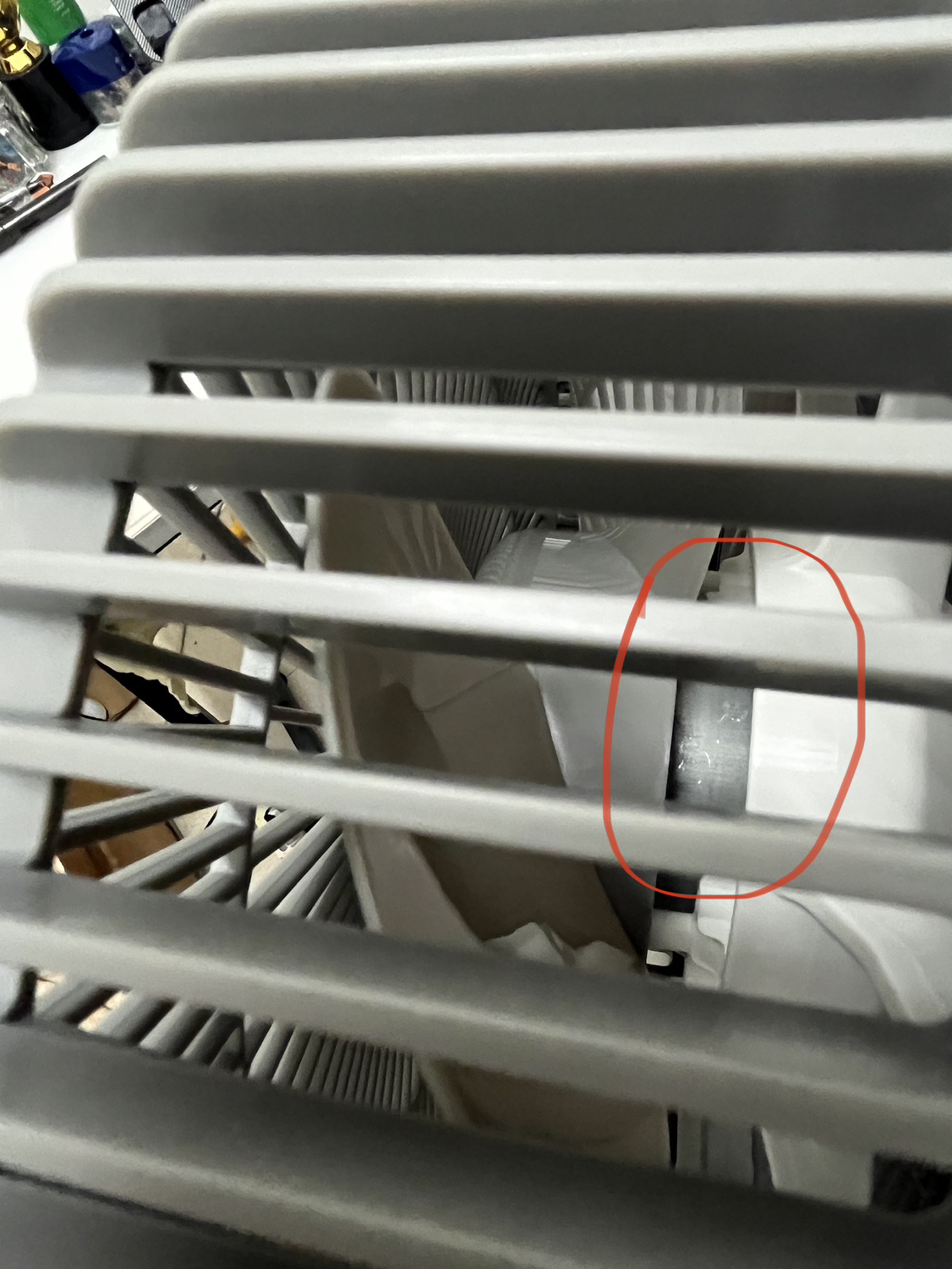 美的(Midea)电风扇KYT30-21MAKYT30-21MA家用客厅台扇大风力学生宿舍台式转页扇办公室桌面电扇便携晒单图