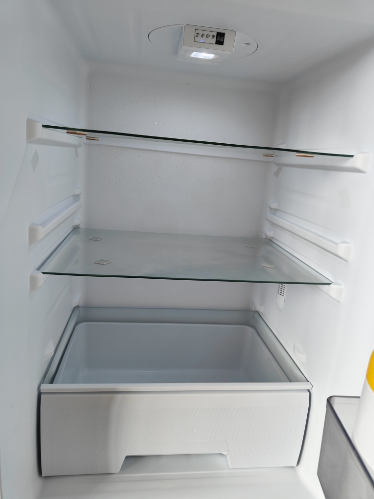 美的(Midea) 冰箱182升双开门两门小户型家用客厅租房宿舍冰箱可冷藏冷冻小巧不占地低音运行BCD-182M晒单图