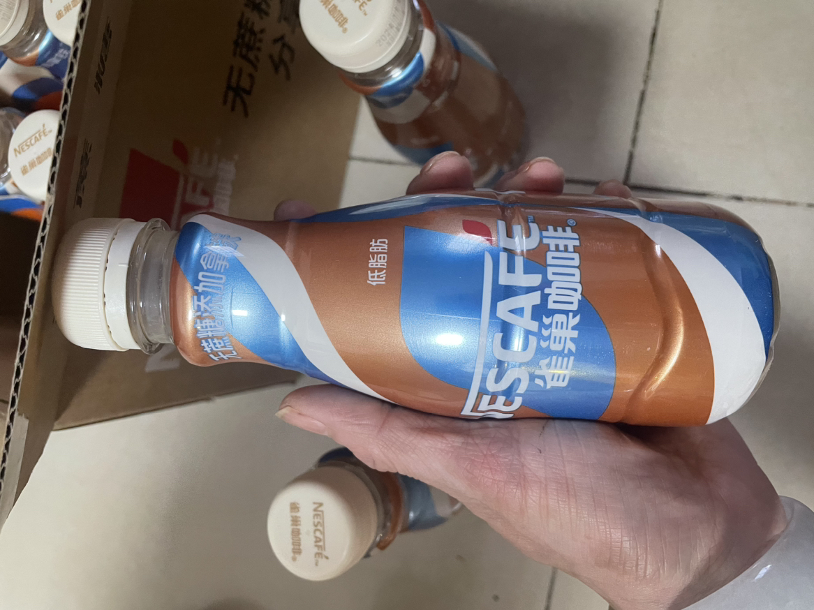 雀巢(Nestle)即饮咖啡 无蔗糖丝滑拿铁咖啡饮料 268ml*15瓶晒单图