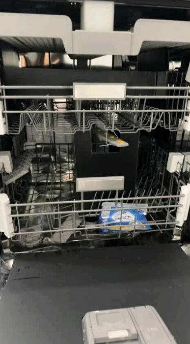 美的(Midea)万向X6S Max洗碗机嵌入式升级18套七星消杀四星消毒一键洗烘蒸汽单消毒UV杀菌105℃热风烘干晒单图