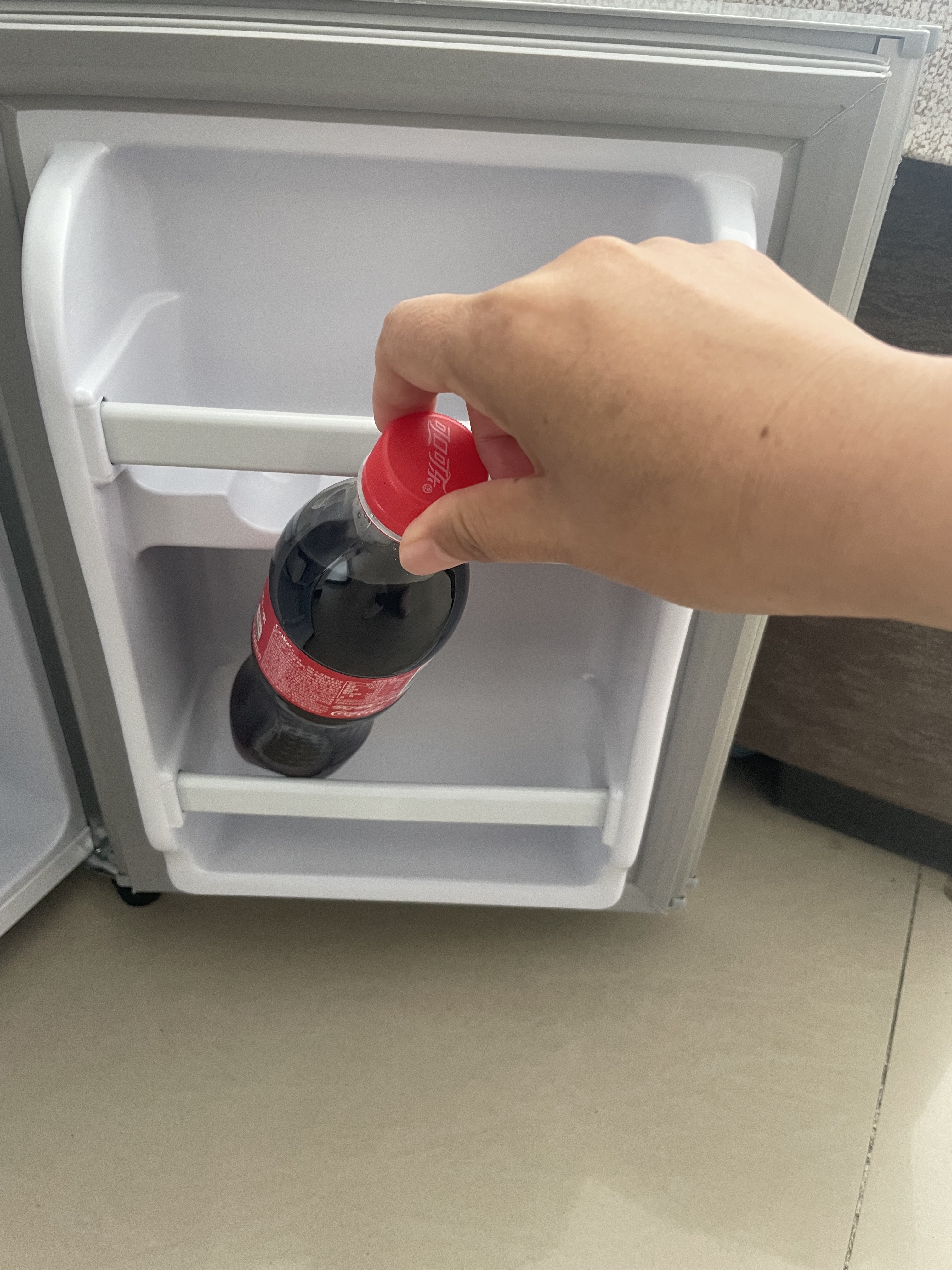 志高(CHIGO) BCD-66A128D双门小冰箱 迷你两门小冰箱 家用冷藏冷冻小型电冰箱(星光银)晒单图