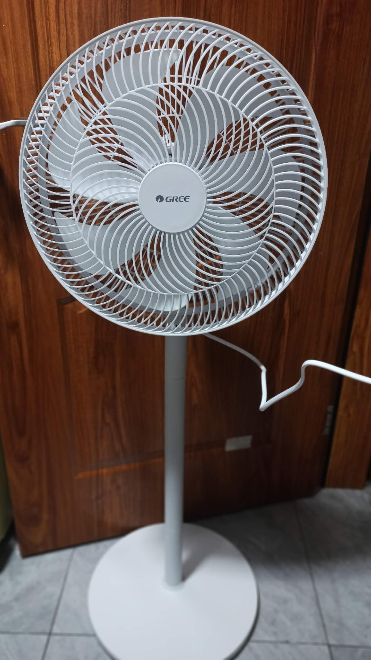 格力(GREE) 电风扇台立两用14寸落地扇家用客厅卧室立式学生宿轻音七叶柔风风扇 FD-3515h7 机械控制晒单图