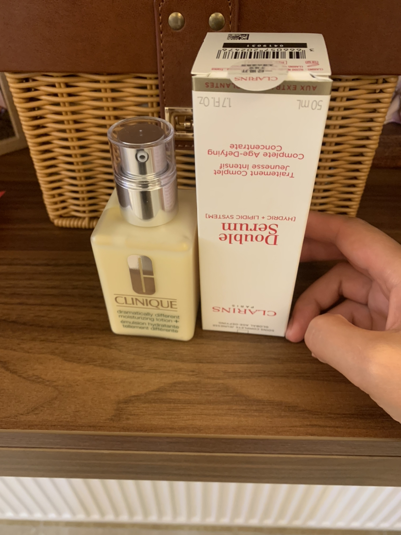 娇韵诗(CLARINS) 双萃焕活修护精华露50ML 保湿补水易吸收不油腻抗初老抗皱 熬夜精/华晒单图
