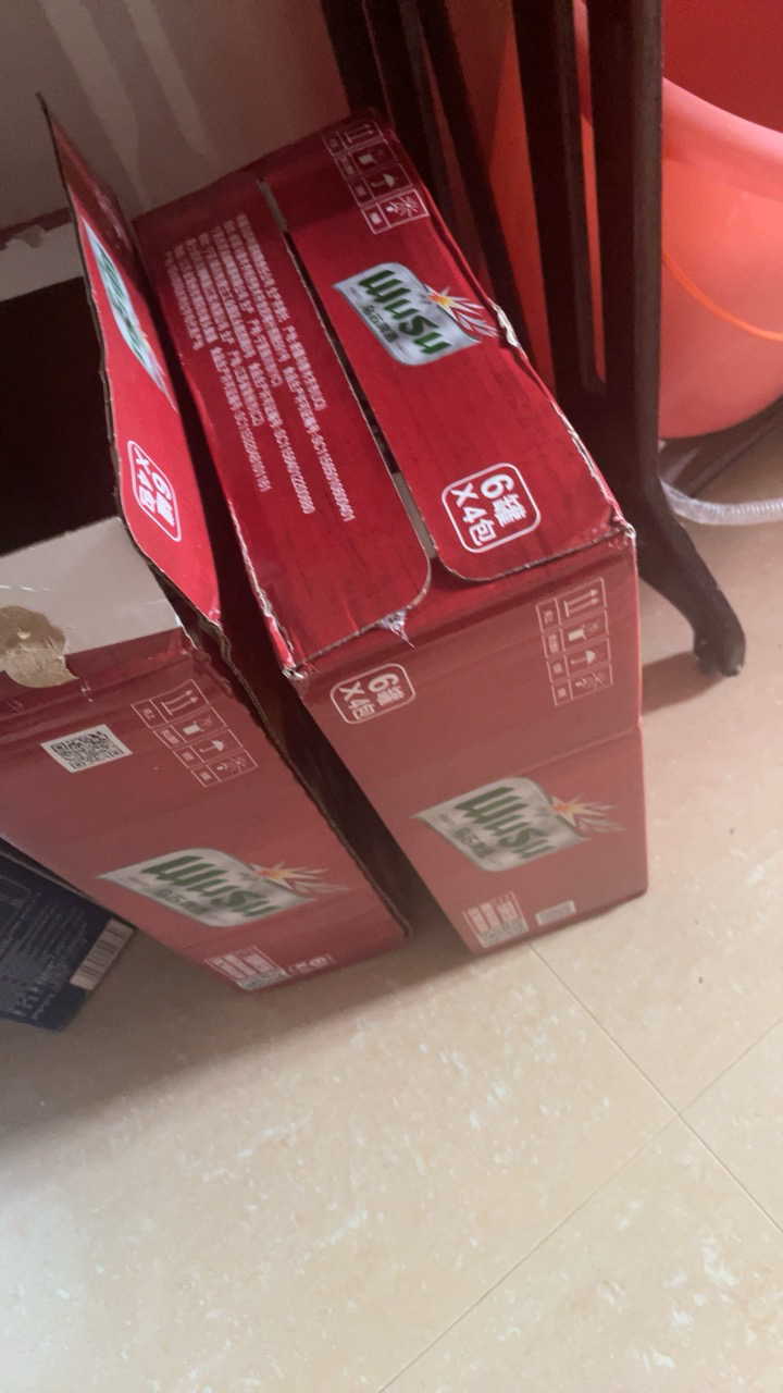 乌苏啤酒(wusu) 大红乌苏 330ml*24罐 听装整箱晒单图