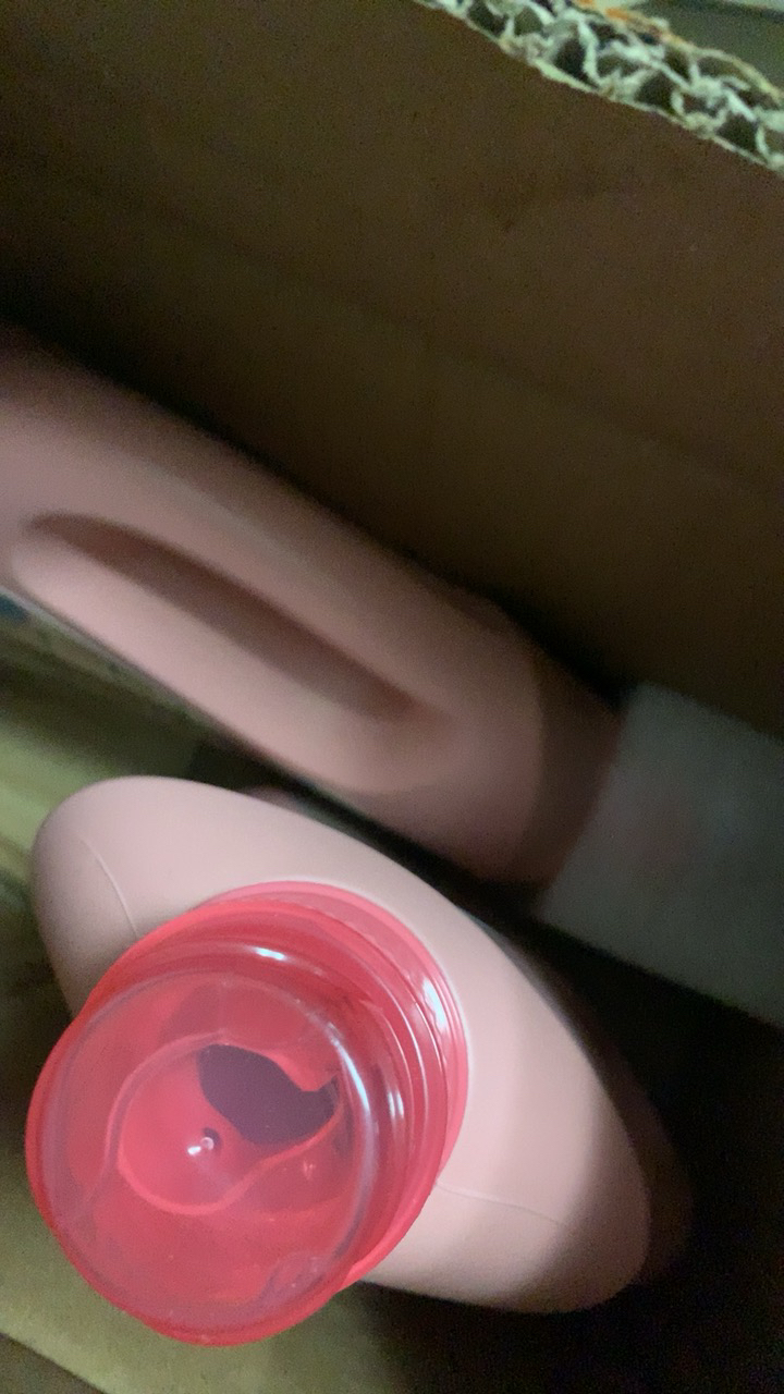 立白大师香氛洗衣液1kg*2瓶持久留香炫彩护色柔顺护衣深层洁净晒单图