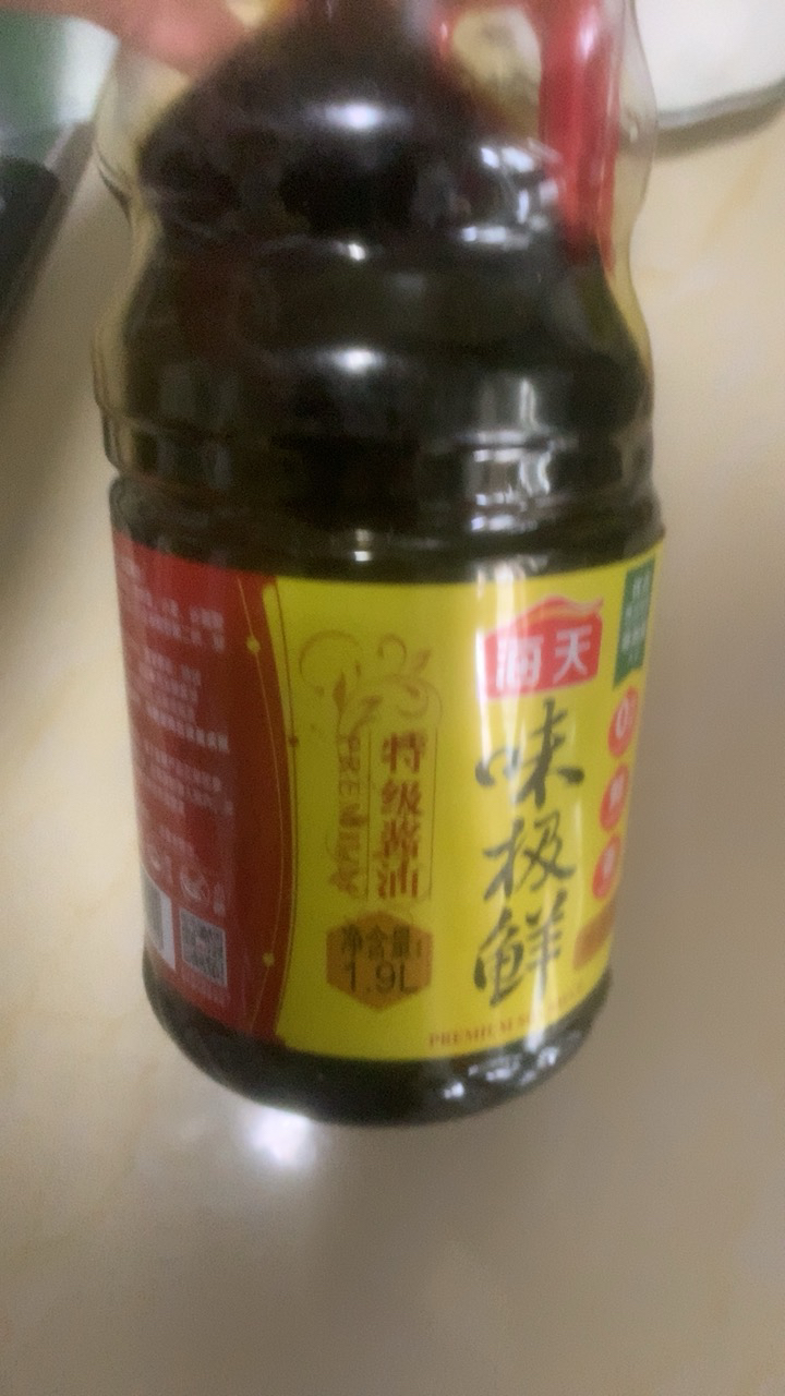海天 味极鲜系列 生抽酱油[特级酱油]1.9L 原粒黄豆晒单图