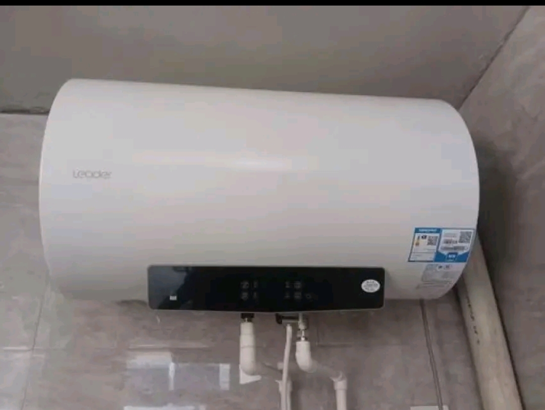 海尔(Haier)电热水器[咨询客服领国补]智家出品一级能效/二级能效家用储水式电热水器速热节能 80L 2200W晒单图
