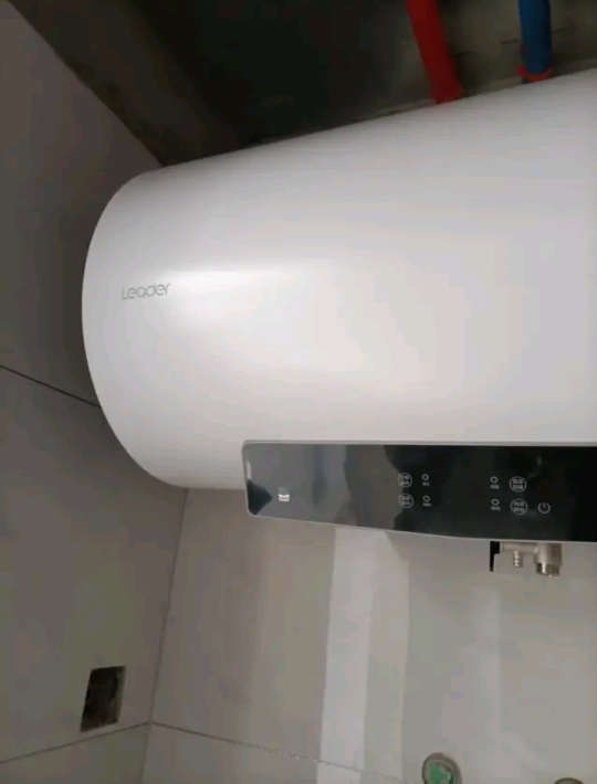 海尔(Haier)电热水器[咨询客服领国补]智家出品一级能效/二级能效家用储水式电热水器速热节能 80L 2200W晒单图