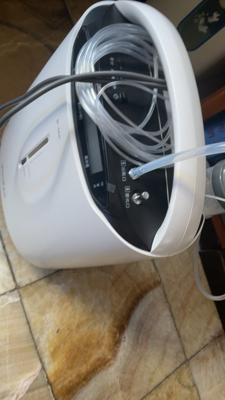 鱼跃制氧机8F-5AW医用级5L新升级款氧气机带雾化老人93%氧浓度制氧雾化家用吸氧机家用制氧机老人吸氧机医用晒单图