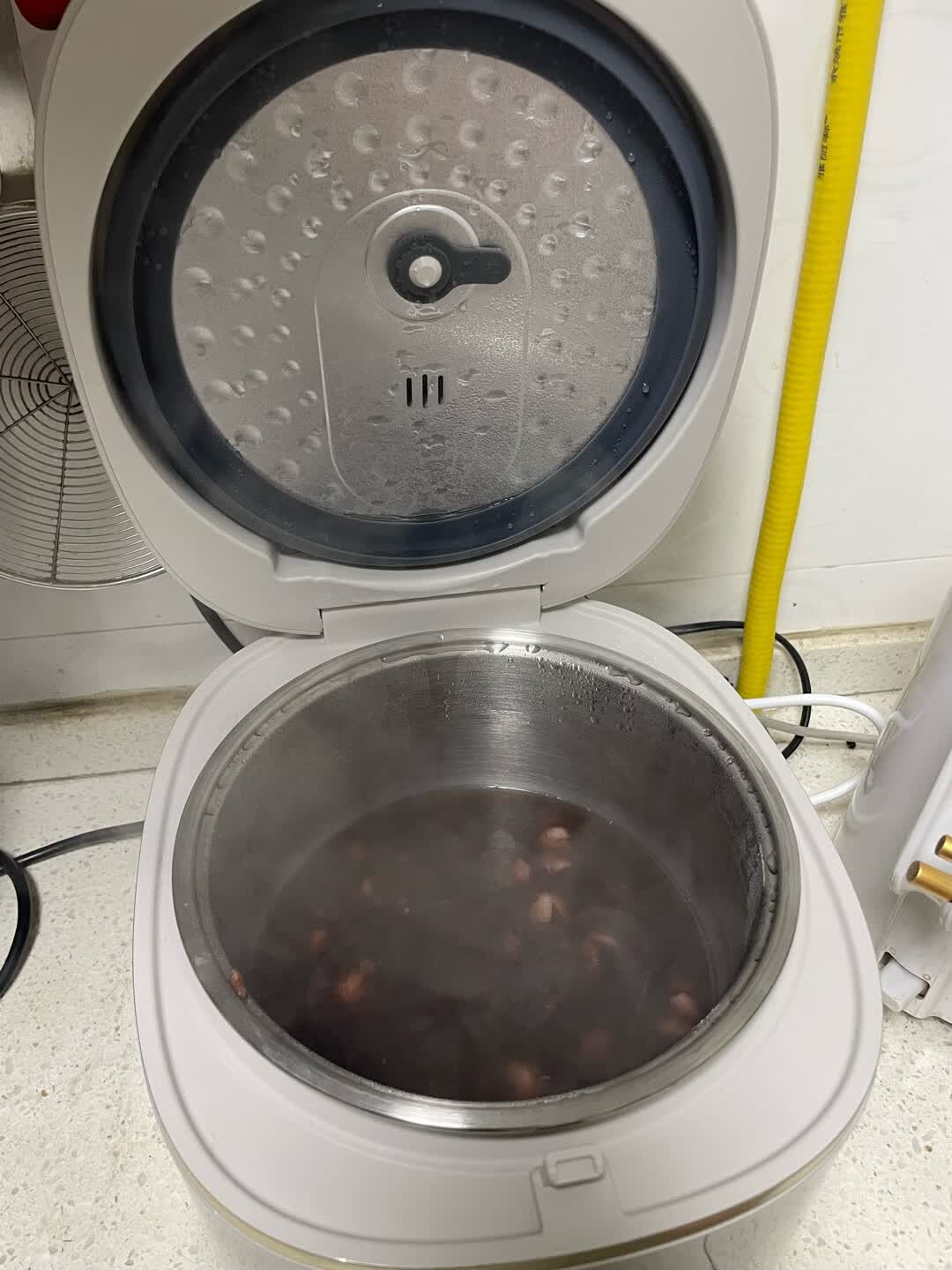 小熊(Bear)电饭煲0涂层 4-5人不锈钢内胆电饭锅 家用智能微压柴火饭杂粮饭多功能3L DFB-E30V5晒单图