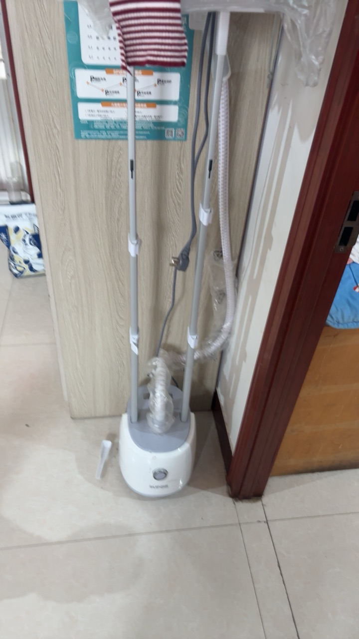 苏泊尔(SUPOR)挂烫机家用蒸汽电熨斗立式挂烫衣服手持便携式双杆可商用待熨烫板熨烫机GT11DP-20晒单图