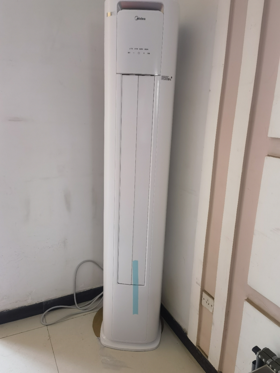 [苏宁自营]美的空调2匹p酷省电新一级智能直流变频冷暖立式柜机节能省电家用圆柱KFR-51LW/N8KS1-1P国家补贴晒单图
