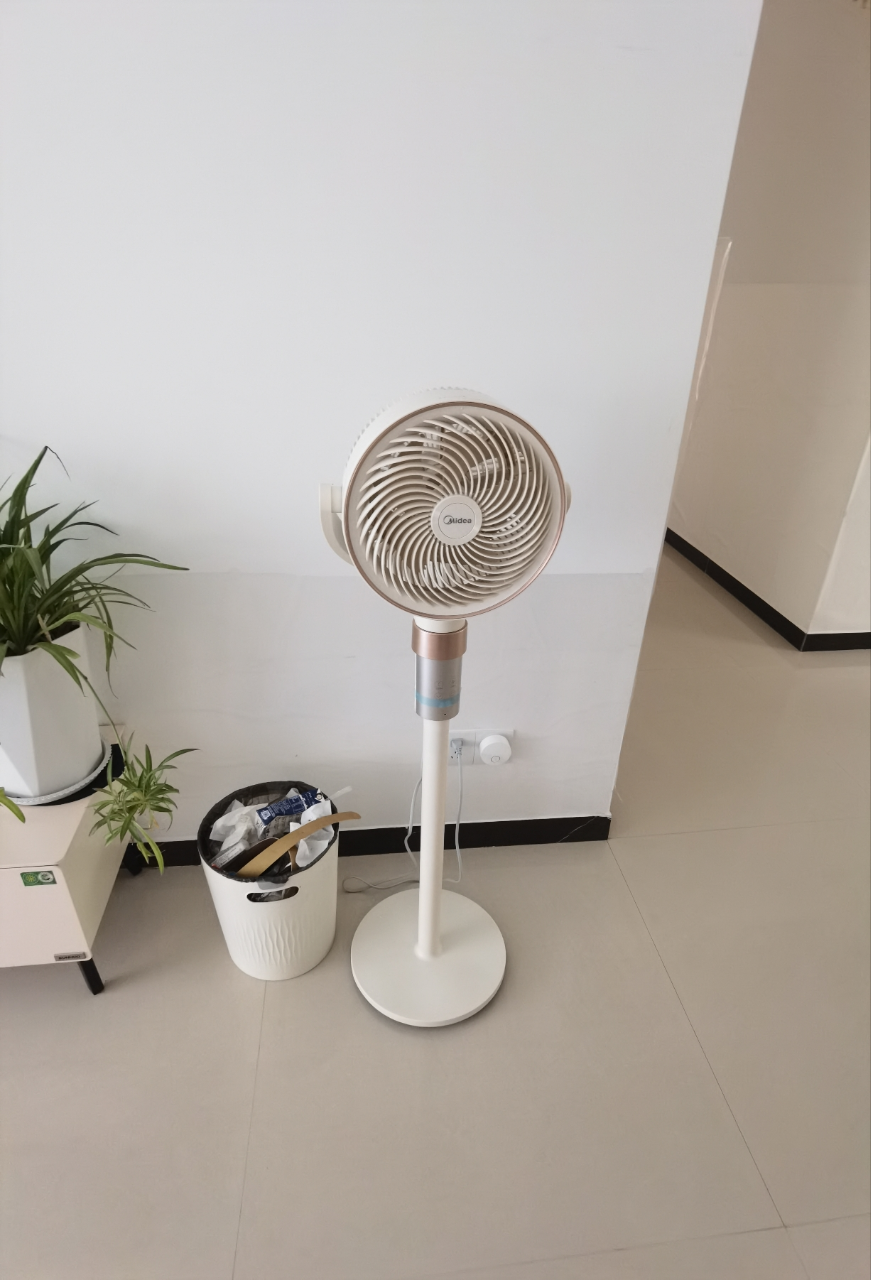 美的空气循环扇电风扇家用智能风扇APP轻音遥控语音台式变频落地扇GDI24RY晒单图