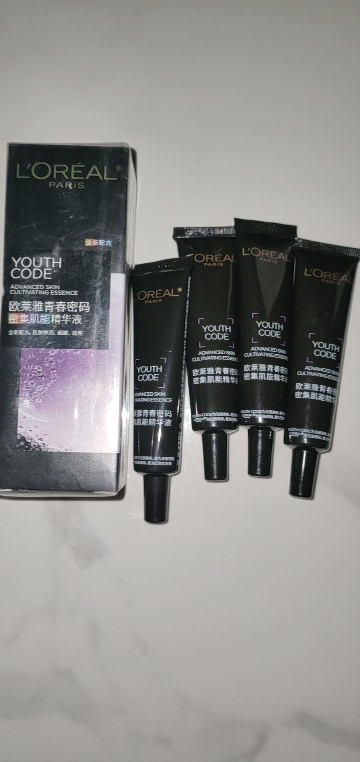 欧莱雅青春密码密集肌能精华液50ML送15ml*4 (黑精华 深入修护补水保湿 焕活肌底 抗初老女士精华)晒单图