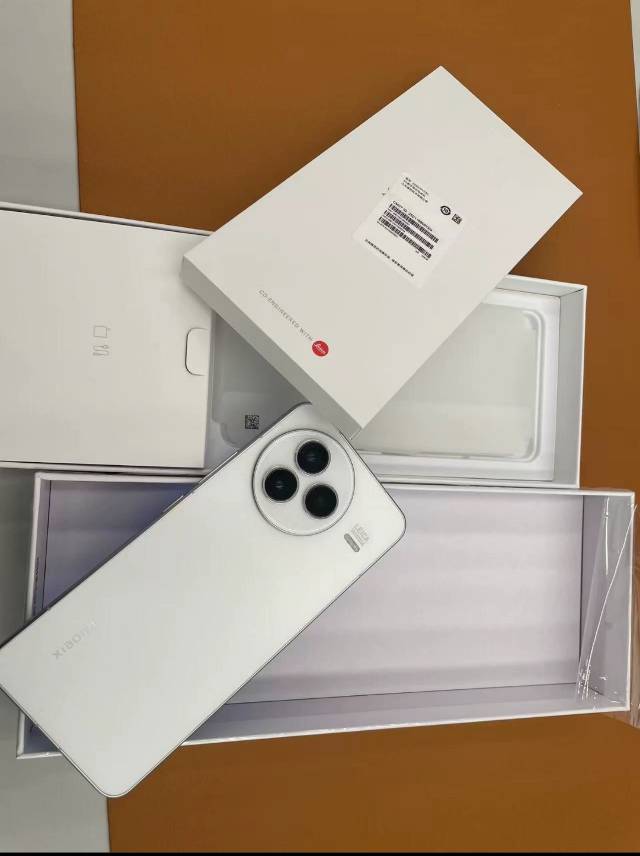 [全新]小米 Civi 5 Pro 12GB+256GB 白色 第四代骁龙8s性能芯 双卡5G 拍照游戏AI智能手机 Civi5晒单图