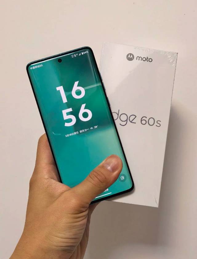 [全新]moto edge 60s 12GB+512GB 冰川薄荷 索尼5000万影像 68W快充 5500mAh大电池 NFC 5GAI手机 edge 60晒单图