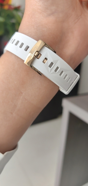 HUAWEI/华为 WATCH GT 5 Pro 42mm 冰川白 白色氟橡 玄玑感知系统 纳米微晶陶瓷 进阶运动晒单图