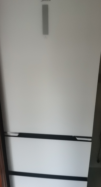 美的冰箱BCD-401WUTGPZM凝光白晒单图