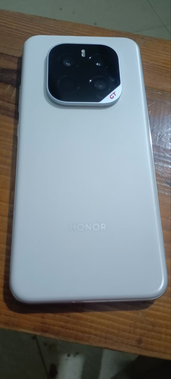 荣耀GT Pro 16GB+1TB 冰晶白 骁龙8至尊领先版 荣耀绿洲护眼屏 7200mAh青海湖电池晒单图