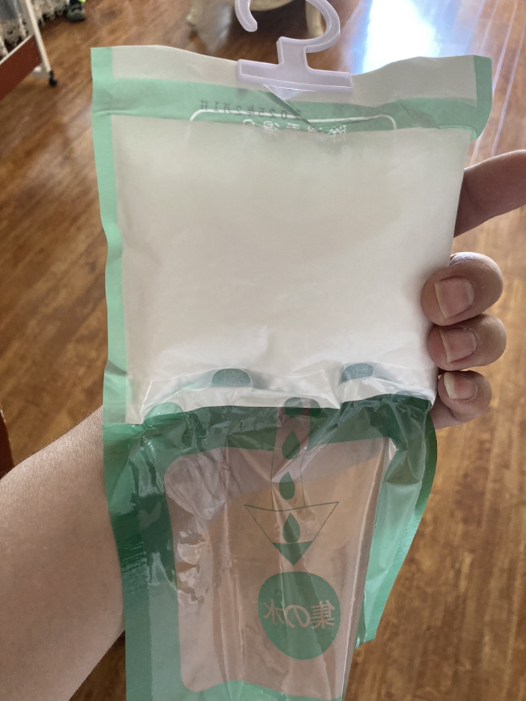 日和花除湿袋100g*2袋可挂式吸潮防潮袋吸水袋吸湿袋干燥剂宿舍学生室内衣柜挂袋晒单图