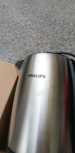 飞利浦(PHILIPS) 电水壶 家用开水壶 304不锈钢防热水壶 1.7L大容量 干烧自动断电 HD9350/90晒单图