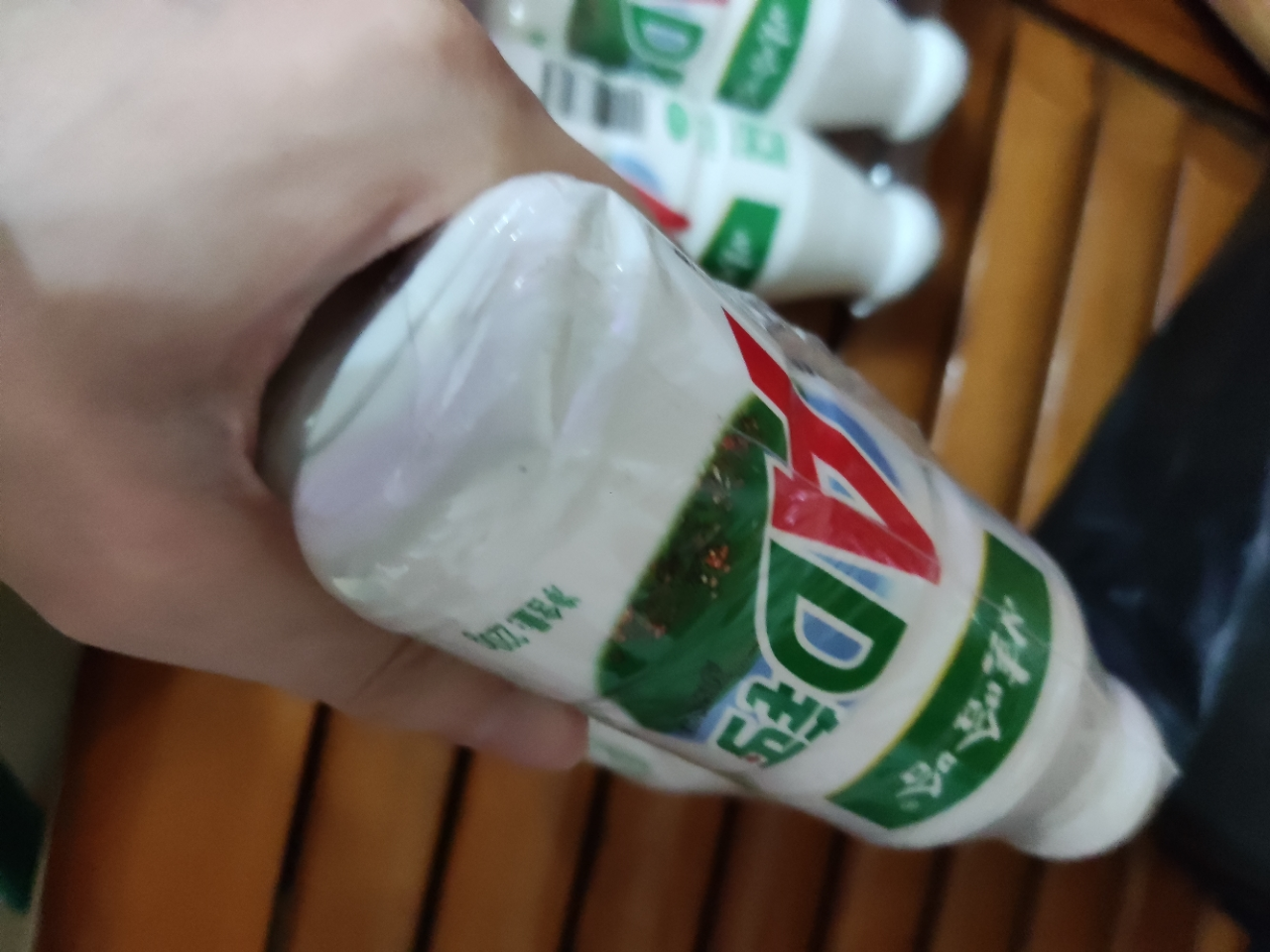 娃哈哈ad钙奶牛奶风味饮料儿童品乳酸甜奶220g*8瓶晒单图