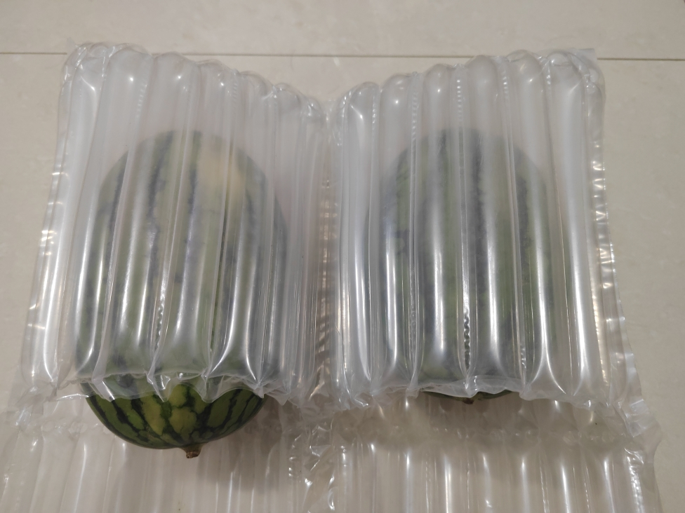 顺丰快递[苏鲜生]现摘2k西瓜 净重5-5.5斤 2个装 新鲜网红小糖丸西瓜晒单图