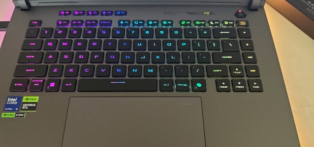 ROG枪神9 酷睿U9 16英寸 游戏笔记本电脑(U9 275HX RTX5070Ti 16G 1T 2.5K 240Hz)晒单图