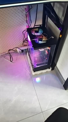 铭能 i9级十二核E5-2673V3/RX580 8G电竞独显/32G内存/512G固态 台式电脑 台式机 电脑主机 组装电脑 家用办公学习电脑商务娱乐炒股学生游戏电脑台式组装机晒单图