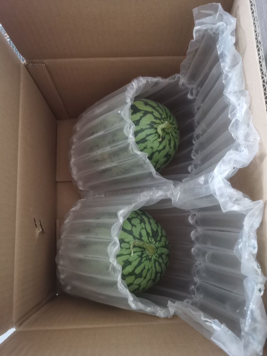 顺丰快递[苏鲜生]现摘2k西瓜 净重5-5.5斤 2个装 新鲜网红小糖丸西瓜晒单图