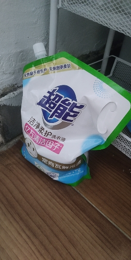 超能洗衣液2kg鲜艳亮丽薰衣草香味持久补充液家庭装正品晒单图