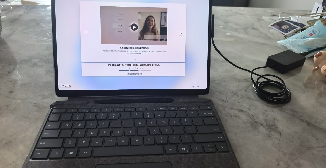 [配原装键盘+触控笔]微软Surface Pro第11版 Intel 酷睿Ultra7 16G 512G 亮铂金二合一平板笔记本电脑 AI+PC Pro11晒单图